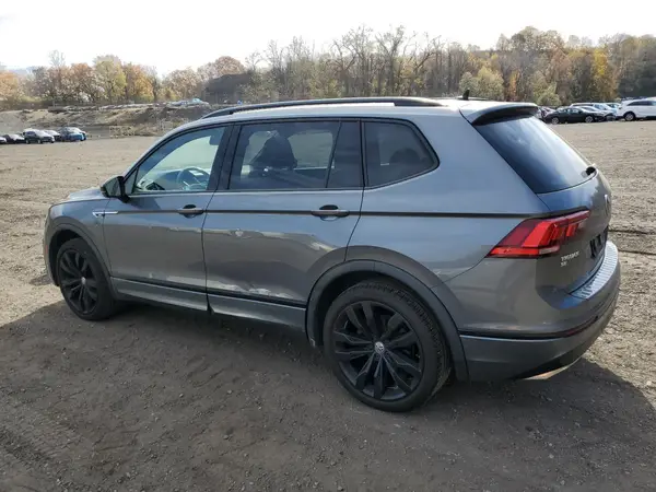 3VV2B7AX9MM090812 2021 VOLKSWAGEN TIGUAN - Image 2