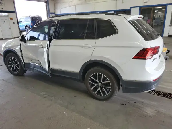 3VV2B7AX9MM094276 2021 VOLKSWAGEN TIGUAN - Image 2