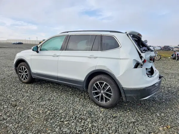 3VV2B7AX9MM115255 2021 VOLKSWAGEN TIGUAN - Image 2