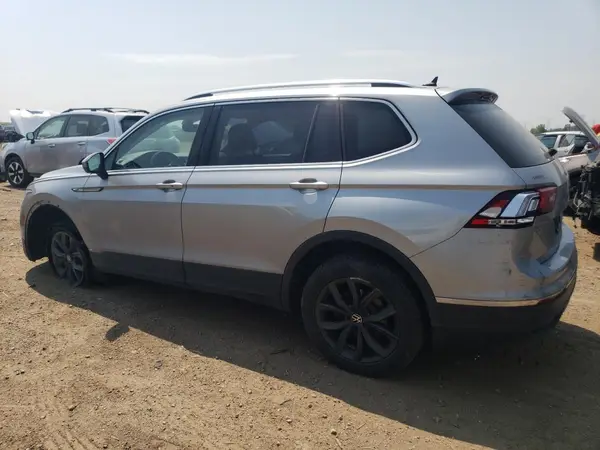 3VV2B7AX9NM014556 2022 VOLKSWAGEN TIGUAN - Image 2