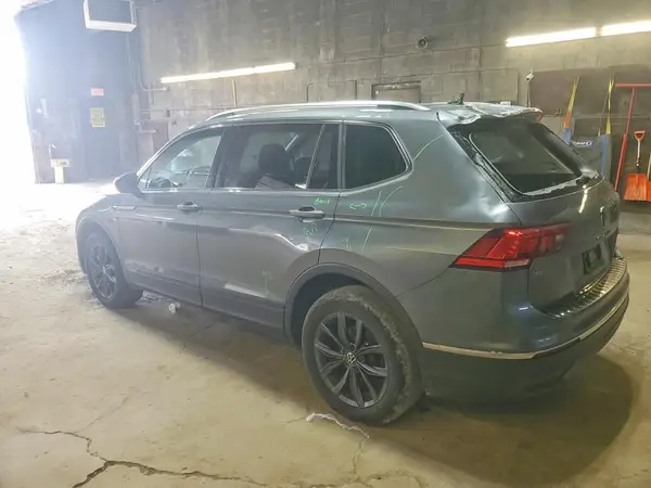 3VV2B7AX9NM043801 2022 VOLKSWAGEN TIGUAN - Image 2