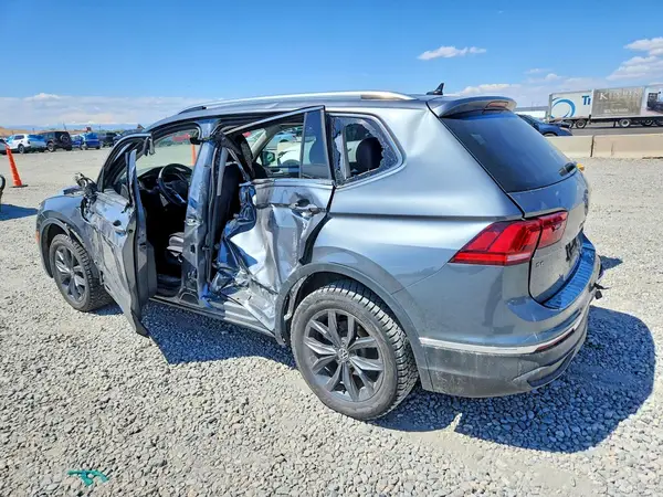3VV2B7AX9NM046827 2022 VOLKSWAGEN TIGUAN - Image 2