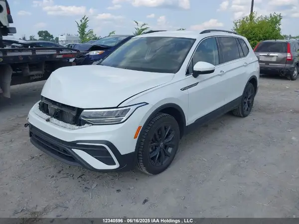 3VV2B7AX9NM091914 2022 VOLKSWAGEN TIGUAN - Image 2