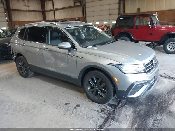 3VV2B7AX9NM148970 2022 VOLKSWAGEN TIGUAN - Image 1