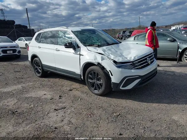 3VV2B7AX9RM040614 2024 VOLKSWAGEN TIGUAN - Image 1