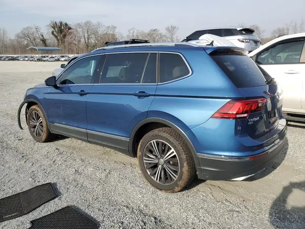 3VV2B7AXXJM029271 2018 VOLKSWAGEN TIGUAN - Image 2