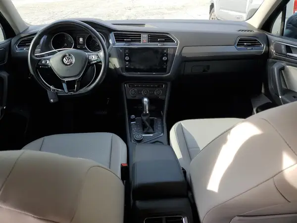 3VV2B7AXXJM029271 2018 VOLKSWAGEN TIGUAN - Image 8