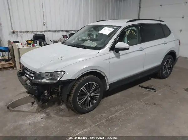 3VV2B7AXXJM036009 2018 VOLKSWAGEN TIGUAN - Image 2