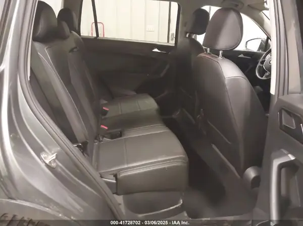 3VV2B7AXXJM046409 2018 VOLKSWAGEN TIGUAN - Image 8