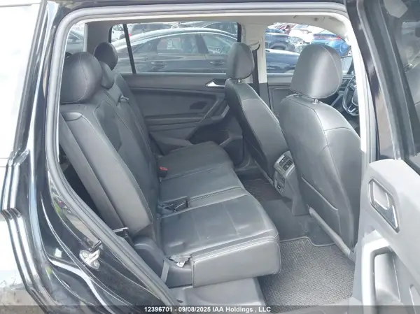 3VV2B7AXXJM049102 2018 VOLKSWAGEN TIGUAN - Image 8