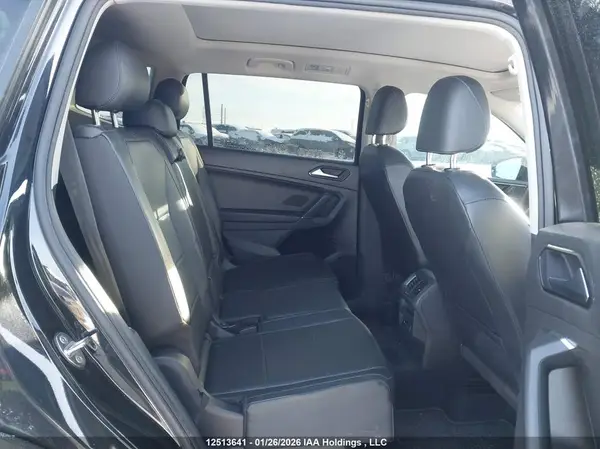 3VV2B7AXXJM052369 2018 VOLKSWAGEN TIGUAN - Image 8