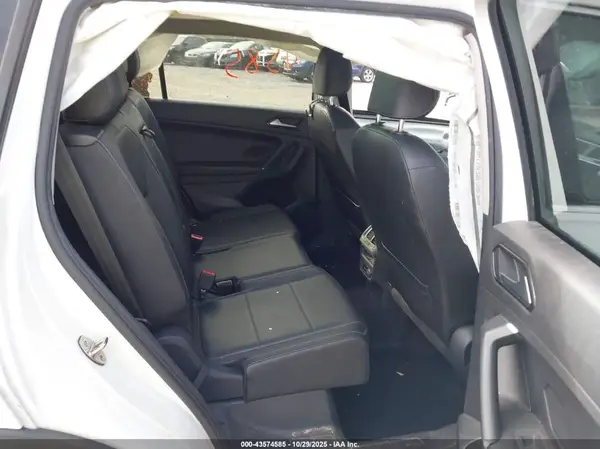 3VV2B7AXXJM052808 2018 VOLKSWAGEN TIGUAN - Image 8