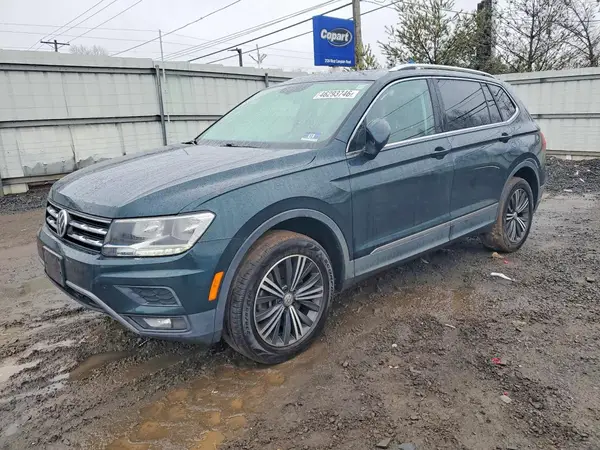 3VV2B7AXXJM055398 2018 VOLKSWAGEN TIGUAN - Image 1
