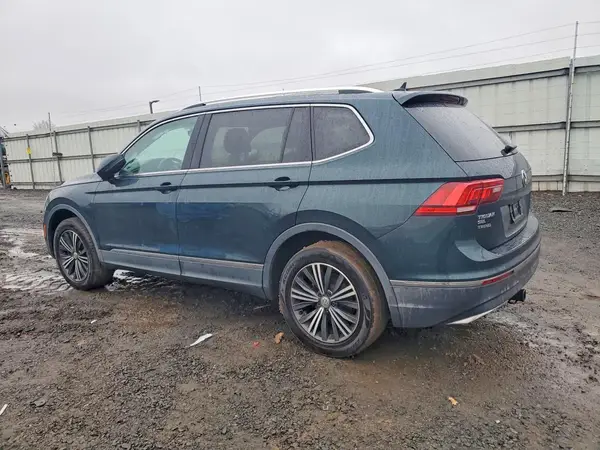 3VV2B7AXXJM055398 2018 VOLKSWAGEN TIGUAN - Image 2
