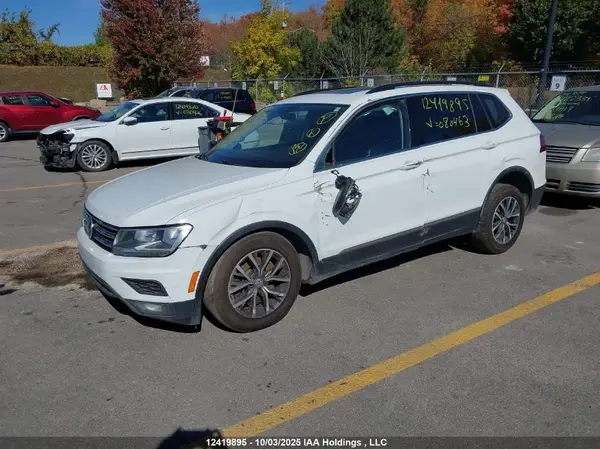 3VV2B7AXXJM080463 2018 VOLKSWAGEN TIGUAN - Image 2