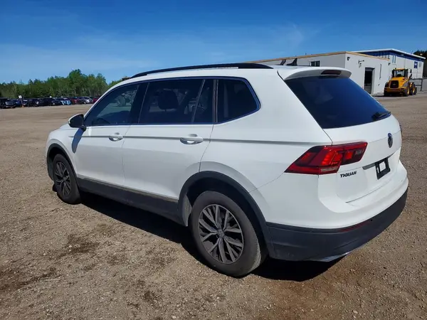 3VV2B7AXXJM100324 2018 VOLKSWAGEN TIGUAN - Image 2