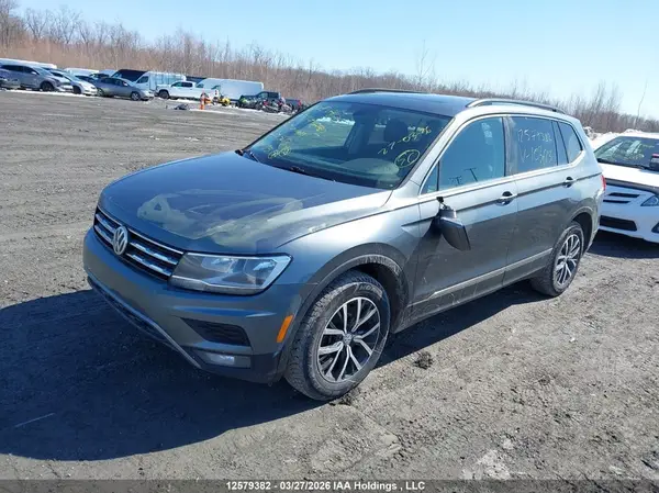3VV2B7AXXJM103613 2018 VOLKSWAGEN TIGUAN - Image 2