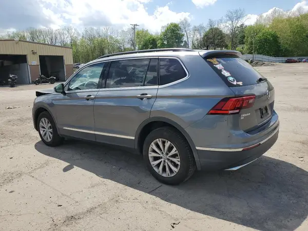 3VV2B7AXXJM122470 2018 VOLKSWAGEN TIGUAN - Image 2