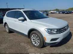 3VV2B7AXXJM123263 2018 VOLKSWAGEN TIGUAN