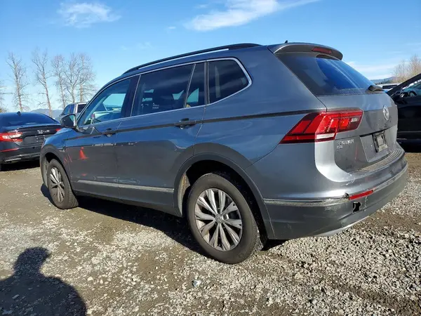 3VV2B7AXXJM133193 2018 VOLKSWAGEN TIGUAN - Image 2