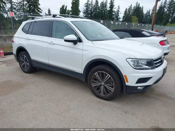 3VV2B7AXXJM148535 2018 VOLKSWAGEN TIGUAN - Image 1