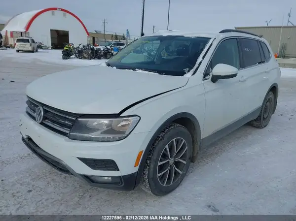 3VV2B7AXXJM153234 2018 VOLKSWAGEN TIGUAN - Image 2