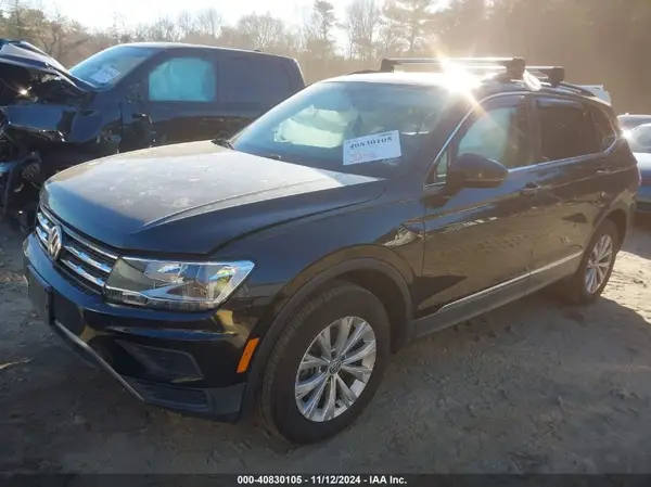 3VV2B7AXXJM157347 2018 VOLKSWAGEN TIGUAN - Image 2