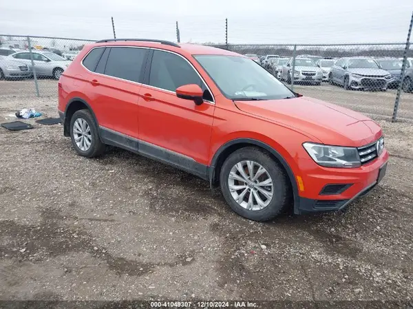 3VV2B7AXXJM163536 2018 VOLKSWAGEN TIGUAN - Image 1
