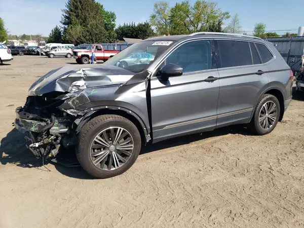 3VV2B7AXXJM208457 2018 VOLKSWAGEN TIGUAN - Image 1
