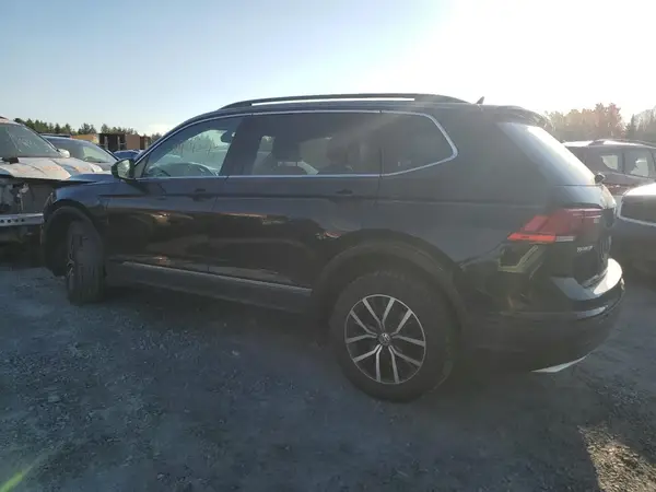 3VV2B7AXXJM217837 2018 VOLKSWAGEN TIGUAN - Image 2