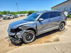3VV2B7AXXKM010284 2019 VOLKSWAGEN TIGUAN