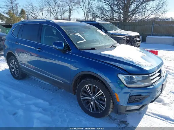 3VV2B7AXXKM027649 2019 VOLKSWAGEN TIGUAN - Image 1