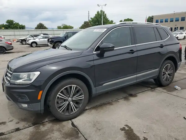 3VV2B7AXXKM034083 2019 VOLKSWAGEN TIGUAN - Image 1