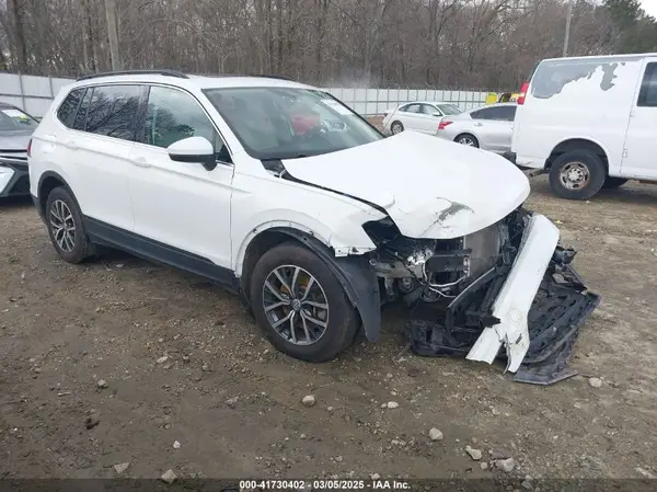 3VV2B7AXXKM055399 2019 VOLKSWAGEN TIGUAN - Image 1