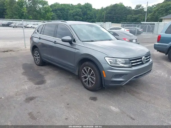 3VV2B7AXXKM056665 2019 VOLKSWAGEN TIGUAN - Image 1