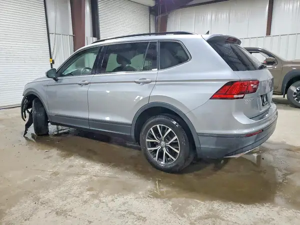 3VV2B7AXXKM074454 2019 VOLKSWAGEN TIGUAN - Image 2