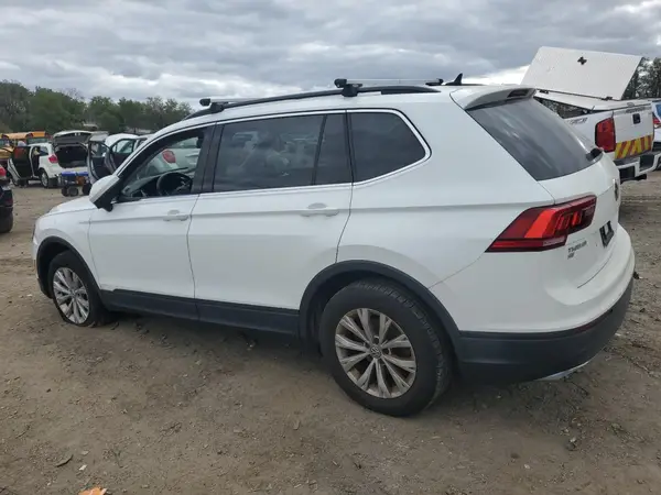 3VV2B7AXXKM086782 2019 VOLKSWAGEN TIGUAN - Image 2