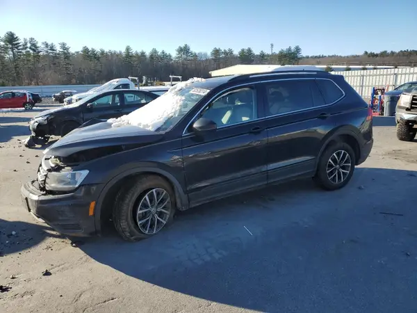 3VV2B7AXXKM087236 2019 VOLKSWAGEN TIGUAN - Image 1