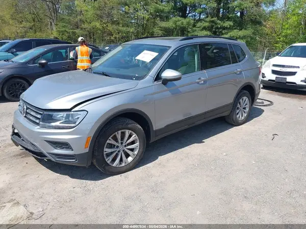 3VV2B7AXXKM088256 2019 VOLKSWAGEN TIGUAN - Image 2