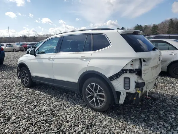 3VV2B7AXXKM101524 2019 VOLKSWAGEN TIGUAN - Image 2