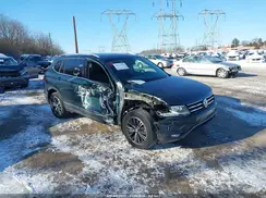3VV2B7AXXKM101569 2019 VOLKSWAGEN TIGUAN