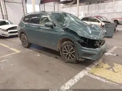 3VV2B7AXXKM123023 2019 VOLKSWAGEN TIGUAN
