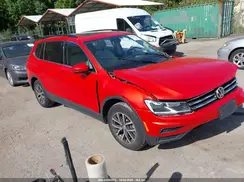 3VV2B7AXXKM136581 2019 VOLKSWAGEN TIGUAN