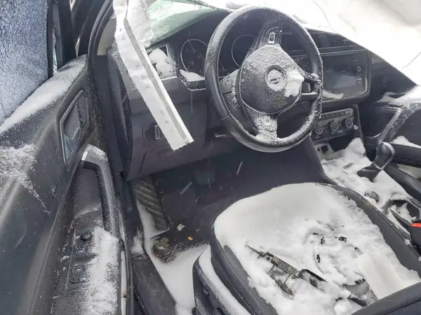 3VV2B7AXXKM176482 2019 VOLKSWAGEN TIGUAN - Image 8