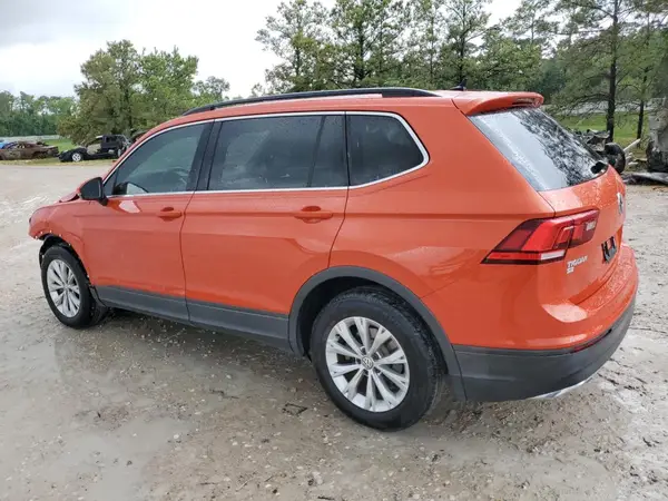 3VV2B7AXXKM177728 2019 VOLKSWAGEN TIGUAN - Image 2