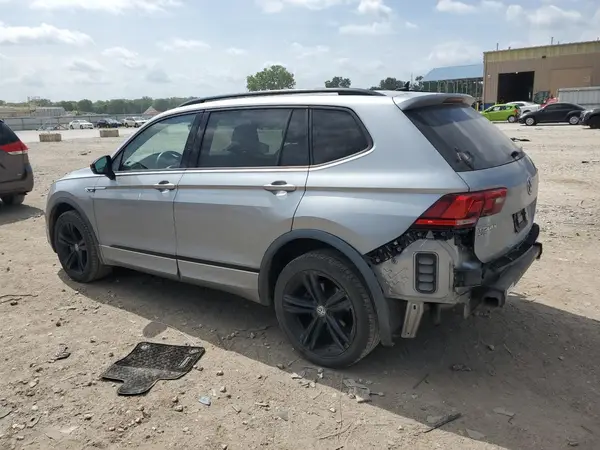 3VV2B7AXXKM178068 2019 VOLKSWAGEN TIGUAN - Image 2
