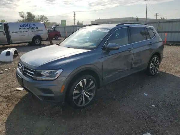3VV2B7AXXKM182895 2019 VOLKSWAGEN TIGUAN - Image 1