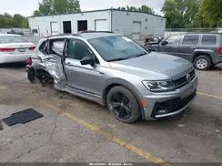 3VV2B7AXXKM187921 2019 VOLKSWAGEN TIGUAN