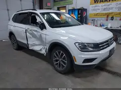 3VV2B7AXXKM190608 2019 VOLKSWAGEN TIGUAN