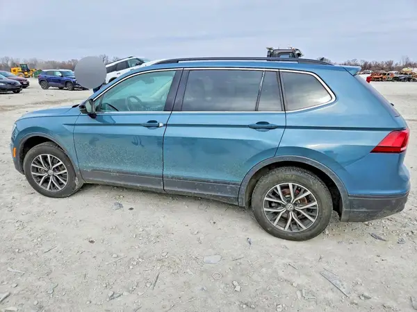 3VV2B7AXXKM196330 2019 VOLKSWAGEN TIGUAN - Image 2